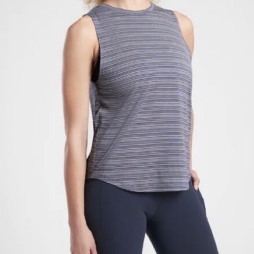 Athleta Cloudlight Striped Muscle Tank Whisper Stripe Medieval Blue/White Small